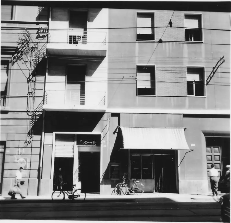 Facciata del negozio Franz nel 1957, con la tenda sulla vetrina