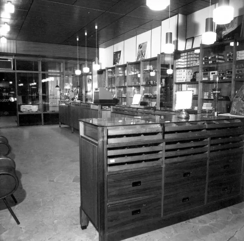 Interno del negozio Franz nel 1965
